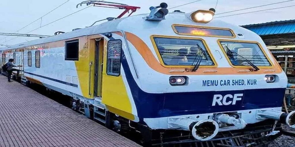 CG NEWS: मेमू ट्रेन में हादसा, यात्री के गिरने से हड़कंप…