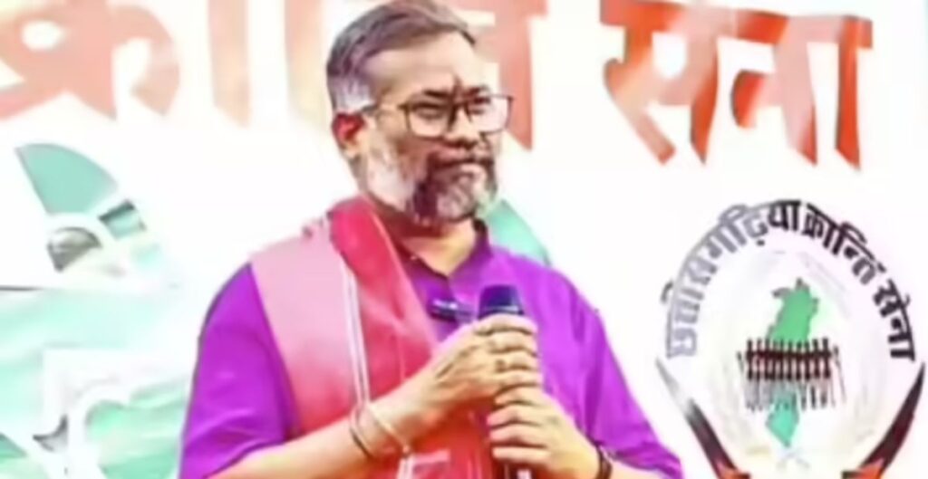 अमित बघेल पर पुलिस का शिकंजा: छत्तीसगढ़िया क्रांति सेना प्रमुख पर 5 हजार का इनाम, कई ठिकानों पर छापेमारी जारी अमित बघेल