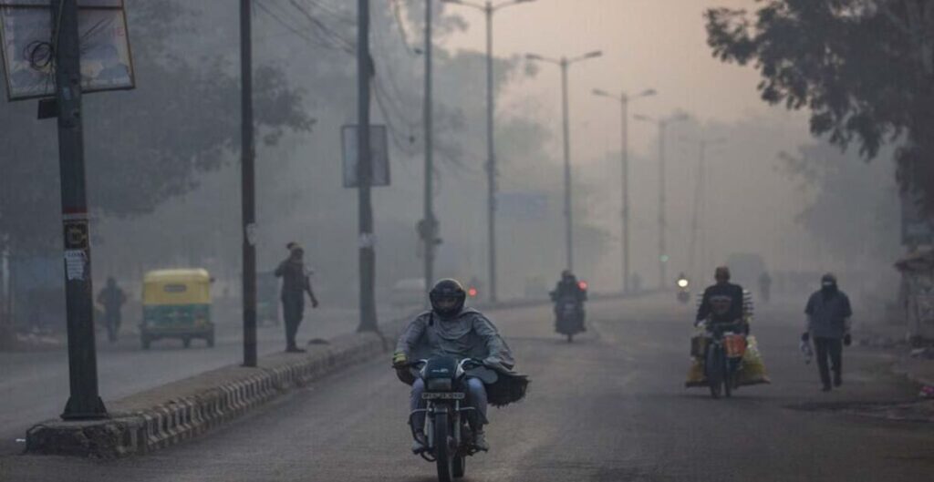 Weather Update Chhattisgarh: बढ़ने लगी ठिठुरन, अगले 48 घंटे में तापमान में होगी गिरावट, मौसम विभाग ने दी ठंड को लेकर चेतावनी तापमान