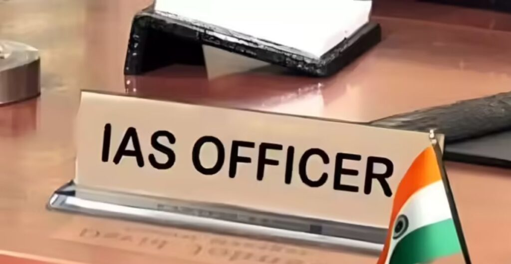 अमित शाह के रायपुर पहुंचने से 3 घंटे पहले छत्तीसगढ़ में बड़ा प्रशासनिक फेरबदल, 13 IAS अधिकारियों का तबादला; निर्वाचन आयोग में भी बदलाव IAS