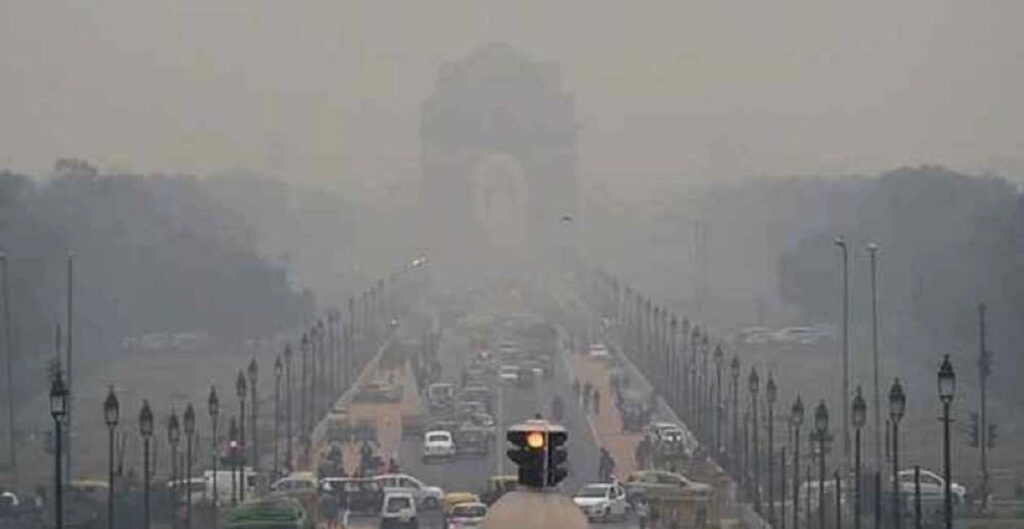 Delhi NCR Air Pollution: प्रदूषण से दम घुटा एनसीआर, जानें किस शहर की हवा सबसे ज्यादा जहरीली — देखें पूरी लिस्ट प्रदूषण