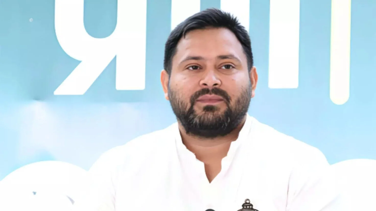 तेजस्वी यादव