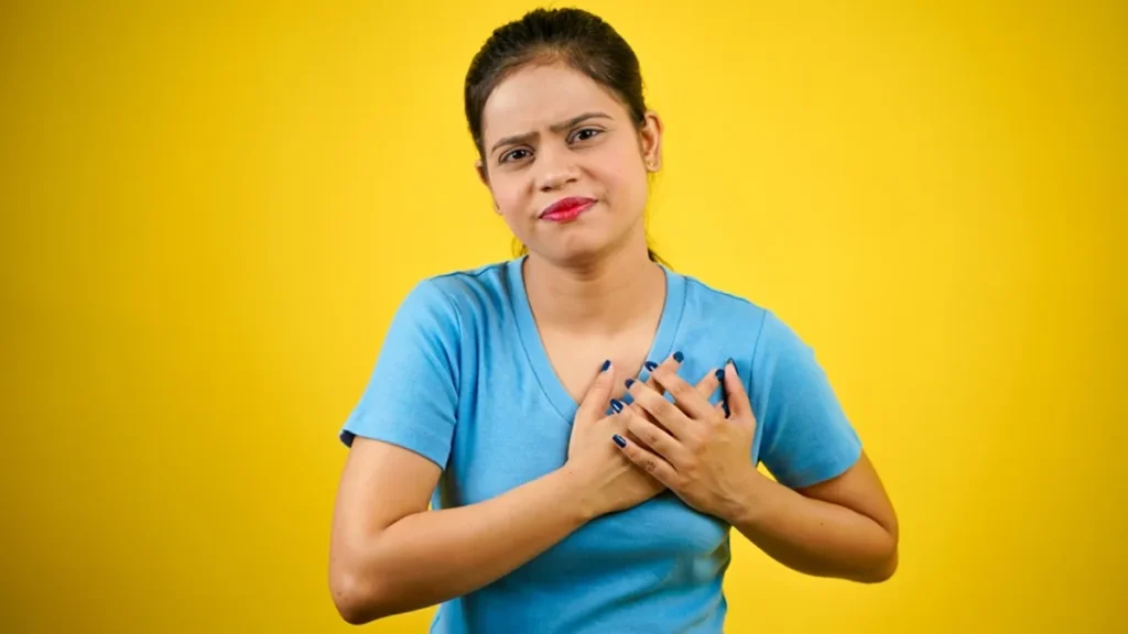 डेट से पहले दिखने लगते हैं ये 5 अजीब संकेत, समझ जाएं पीरियड्स हैं करीब