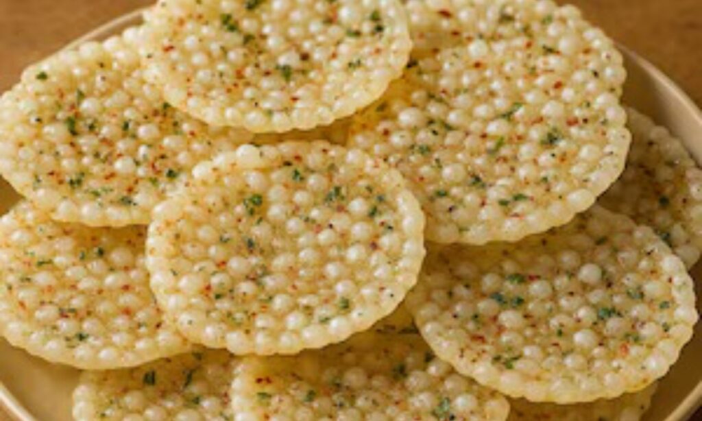 Sabudana Papad Recipe: दादी माँ की स्टाइल में बनाएँ स्वादिष्ट साबूदाना पापड़
