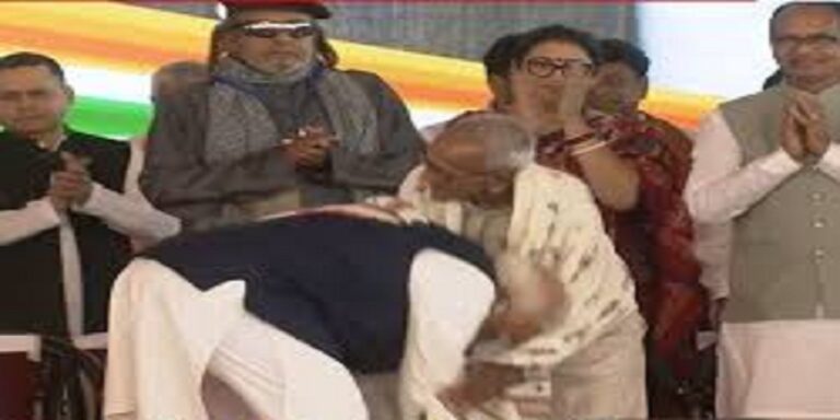 शपथ ग्रहण के दौरान पीएम मोदी ने शख्स का पैर छूकर सबको चौंकाया, जानें कौन हैं माखनलाल सरकार
