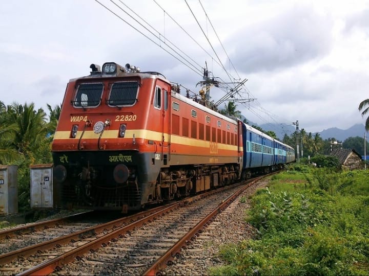 रेल यात्रियों को एक बार फिर होगी परेशानी, 3 जुलाई तक रद्द रहेगी 10 ट्रेनें, देखें लिस्ट