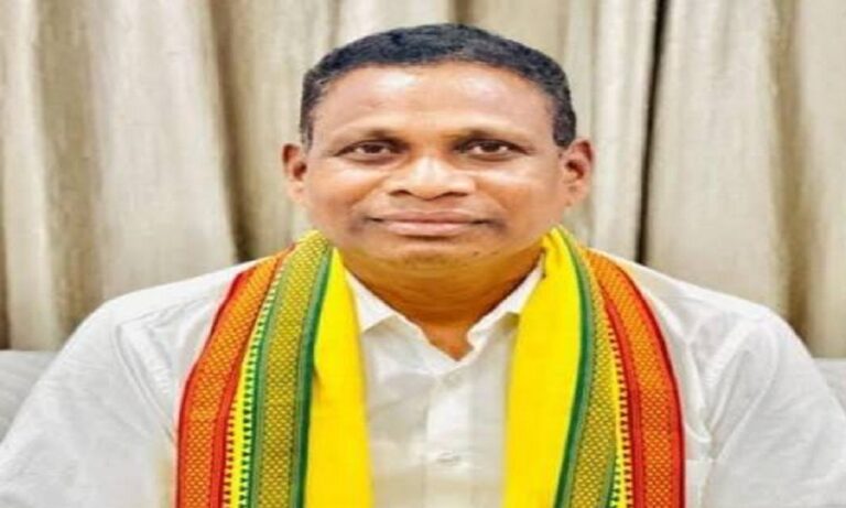 विधायक कॉलोनी पर सियासत तेज, कांग्रेस विधायक जनक राम ध्रुव ने CM को लिखा पत्र