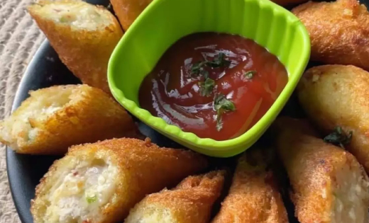 Monsoon Special Recipe: बारिश में पकौड़े नहीं, इस बार घर पर बनाएं क्रिस्पी पनीर शोले, हर कोई करेगा तारीफ