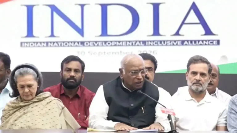 SIR विवाद पर INDIA गठबंधन का बड़ा एक्शन प्लान, CEC ज्ञानेश कुमार के खिलाफ कदम और 2 अक्टूबर से देशभर में आंदोलन की तैयारी