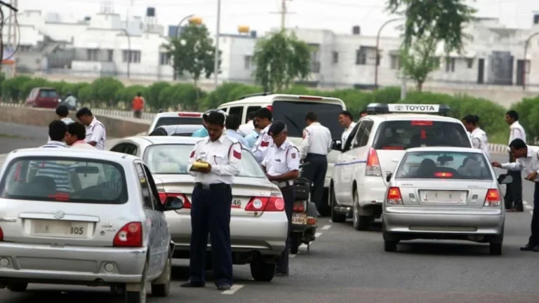 Traffic Challan Rule: चालान नहीं भरा तो बिजली बिल पर पड़ सकता है असर? सुप्रीम कोर्ट ने सुझाया वसूली का नया तरीका