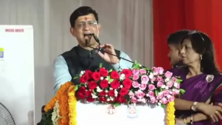 अमेरिका दौरे से लौटने से पहले इंदौर के महापौर को कांग्रेस पार्षद की अपील, बोले- सबसे पहले पालदा का करें दौरा
