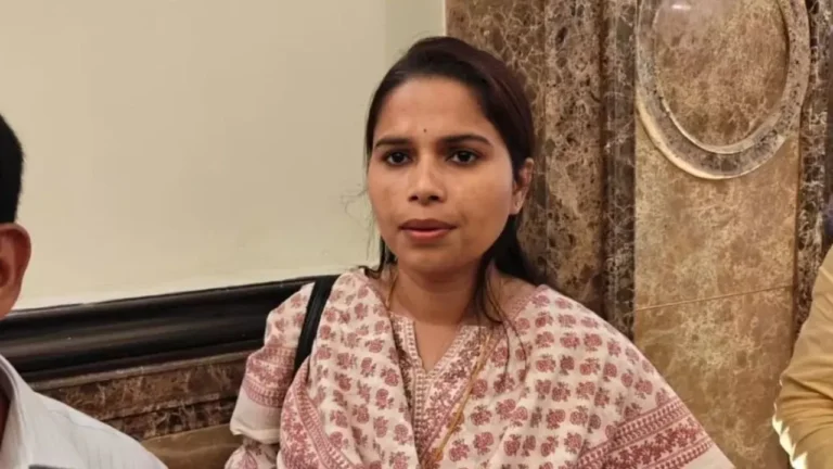 साइबर ठगों के निशाने पर विधायक पूजा पाल! खाते उड़ा दी मोटी रकम, कैसे हुआ फ्रॉड