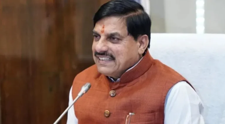 MP हाईकोर्ट के कार्यक्रम में CM मोहन यादव का राहुल गांधी पर तंज, मुख्य न्यायाधीश ने संविधान और निष्पक्ष न्याय पर दिया जोर