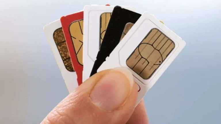 SIM Card Ownership Rules: दूसरे के नाम पर चला रहे हैं SIM तो हो जाएं सावधान, 50 लाख रुपये तक जुर्माना और 3 साल की जेल का है प्रावधान