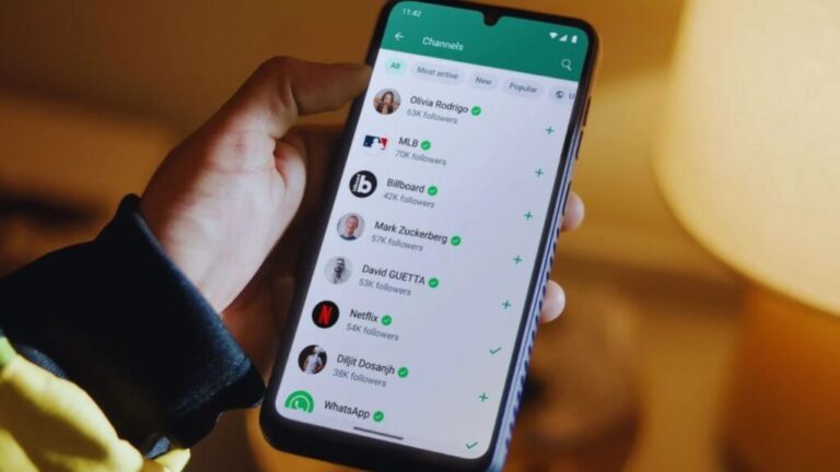 WhatsApp के ग्रुप फीचर्स में बड़े बदलाव, अब नए मेंबर्स देख सकेंगे पुरानी चैट; हमेशा पिन रहेंगे जरूरी मैसेज